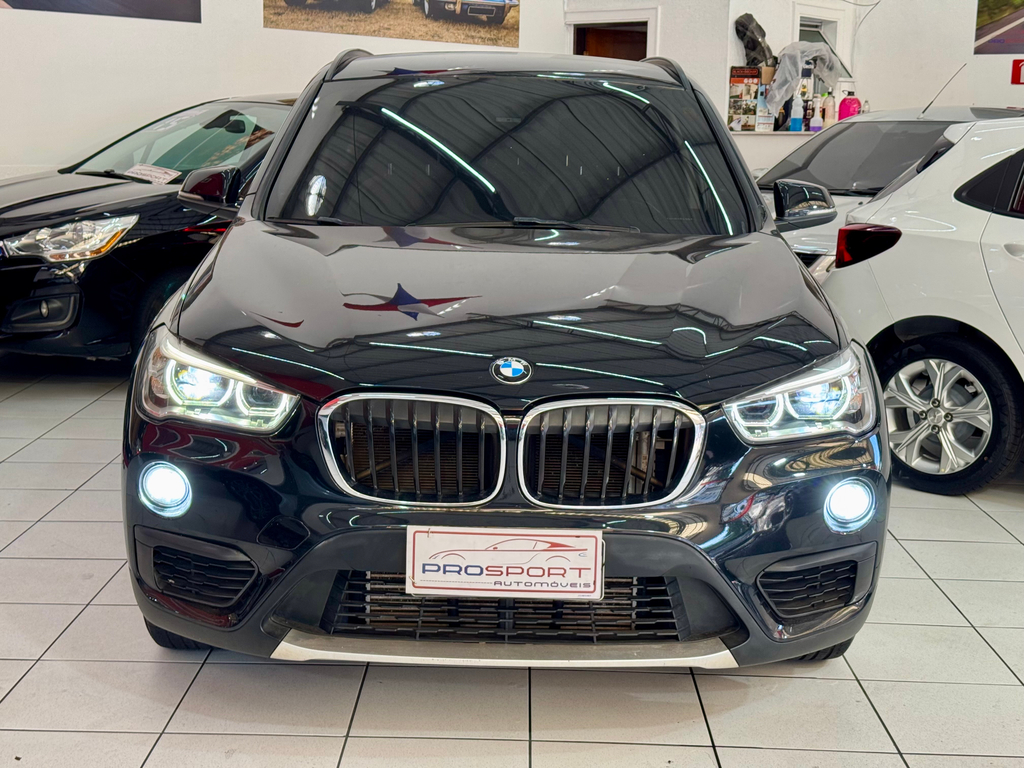 BMW X1 Preto