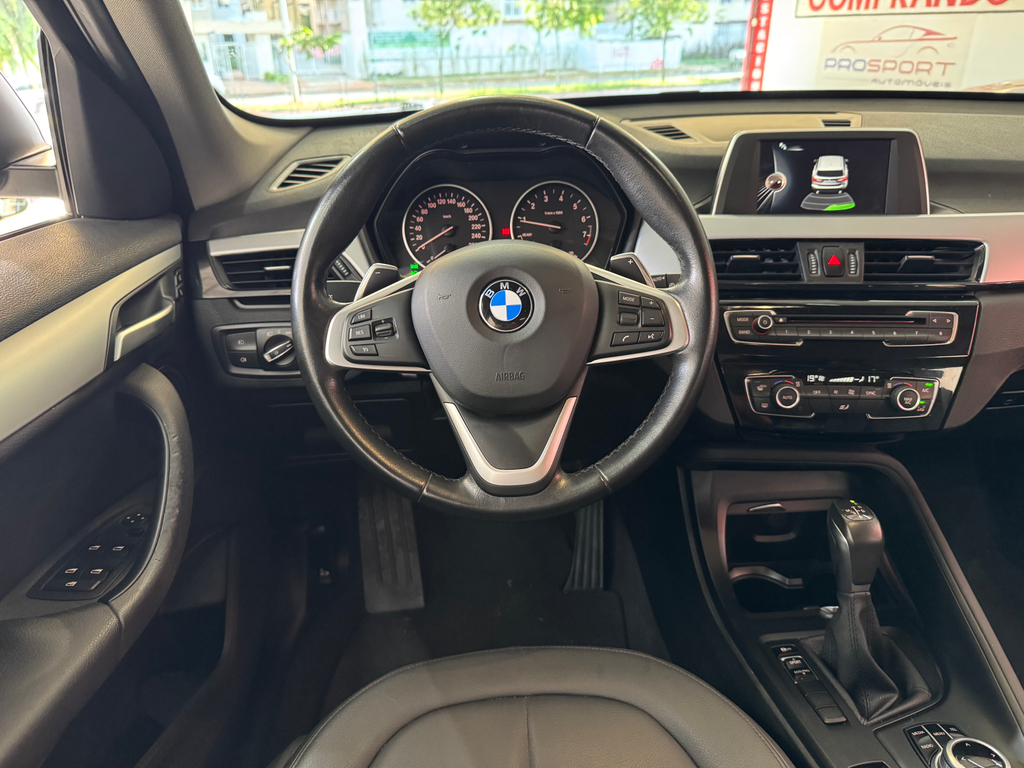 BMW X1 Preto