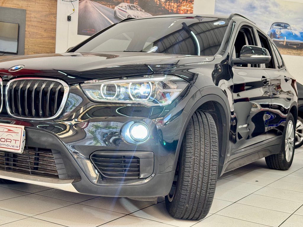 BMW X1 Preto