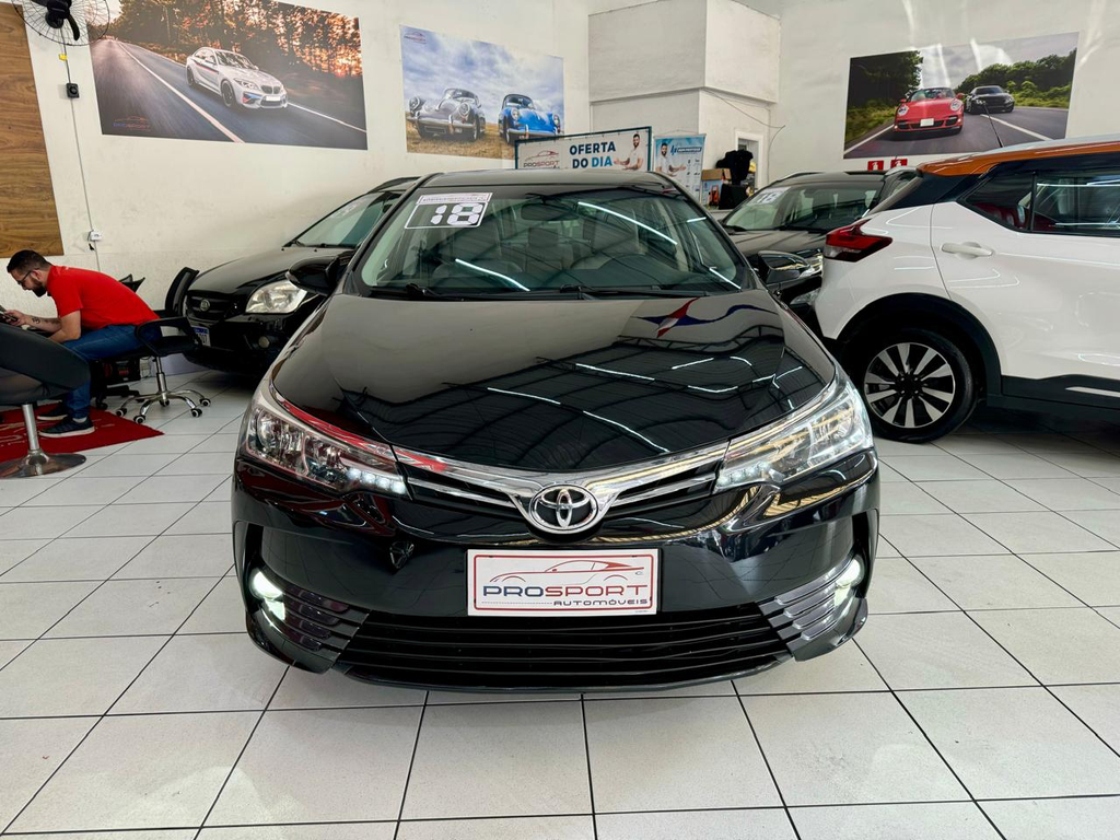 Toyota Corolla Preto