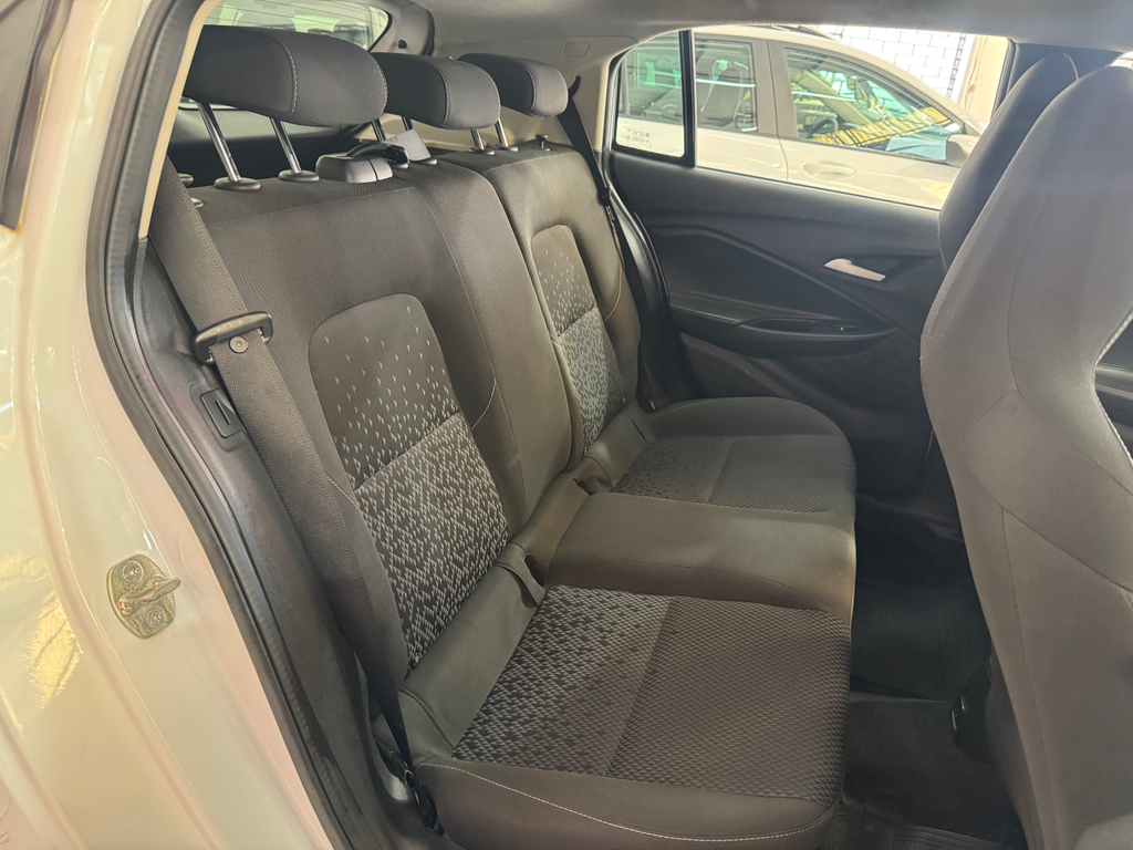 Chevrolet Onix Branco
