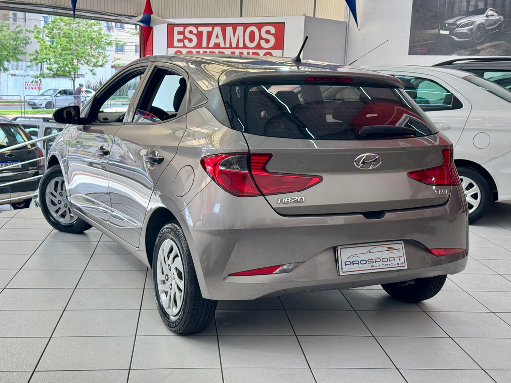 Hyundai HB20 Prata