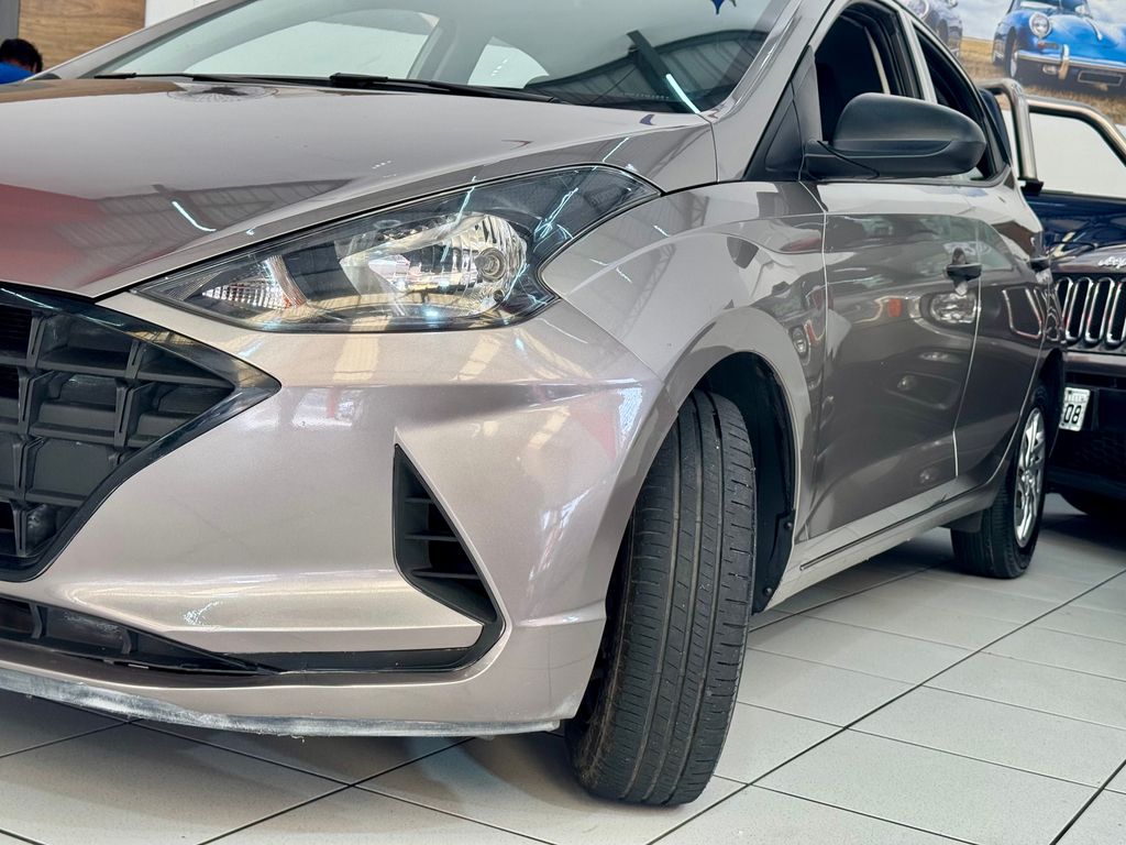 Hyundai HB20 Prata