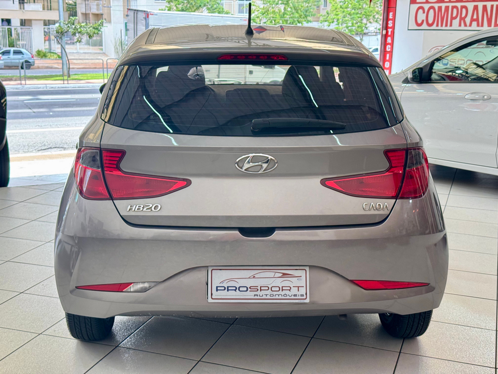 Hyundai HB20 Prata