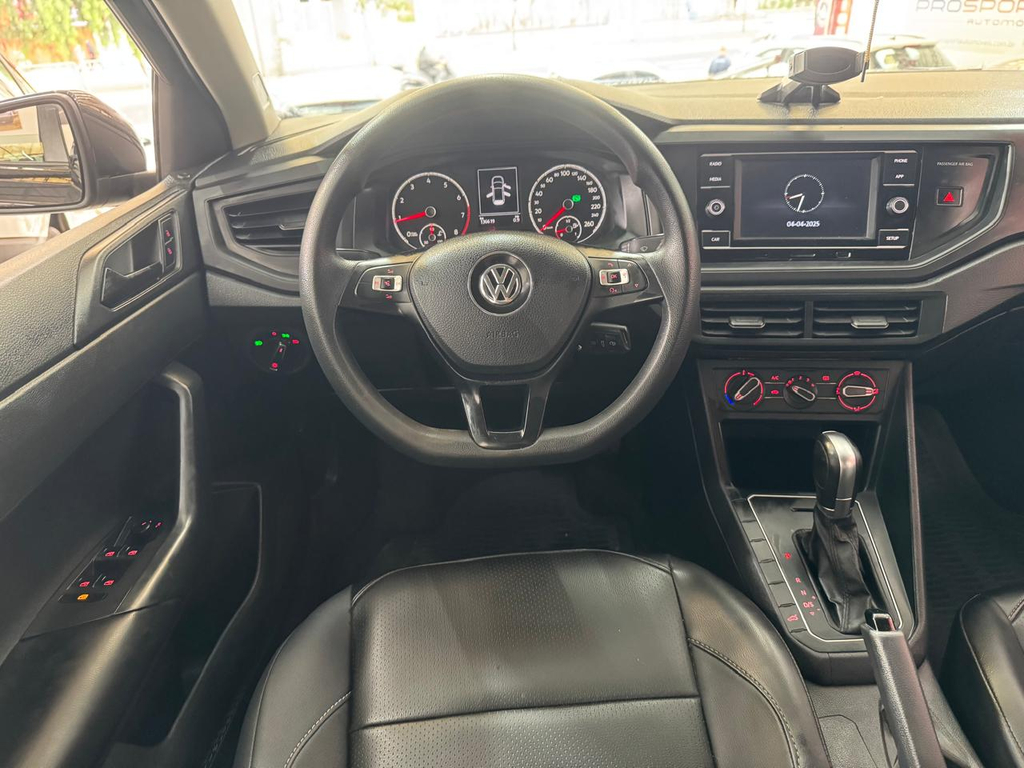 Volkswagen Polo Hatch Preto