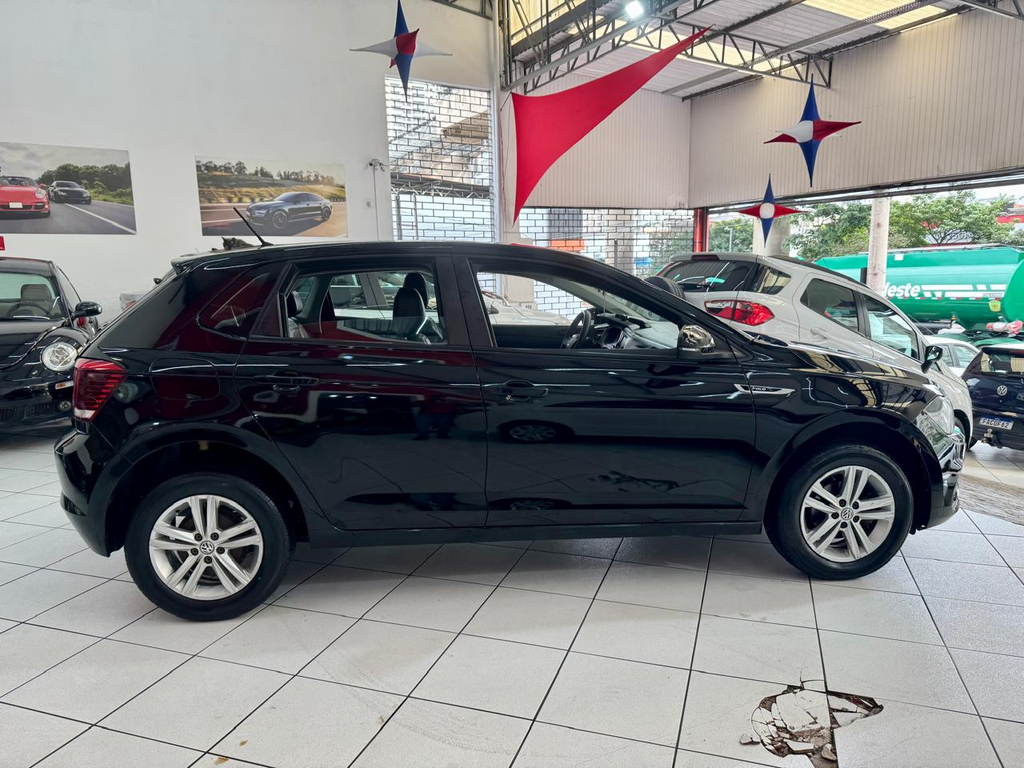 Volkswagen Polo Hatch Preto