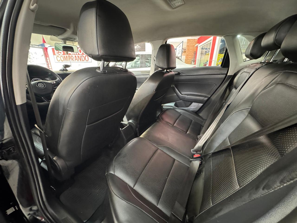 Volkswagen Polo Hatch Preto