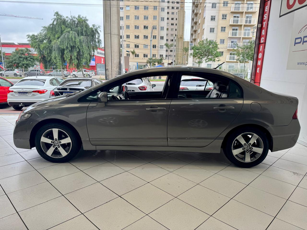 Honda Civic Sedan Cinza