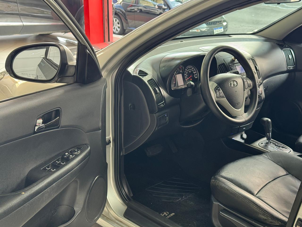Hyundai i30 Prata
