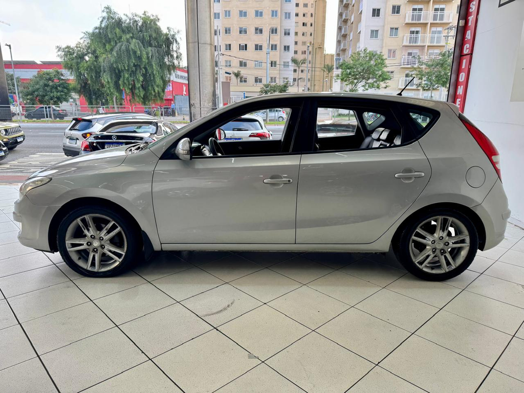 Hyundai i30 Prata