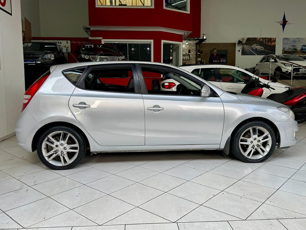 Hyundai i30 Prata