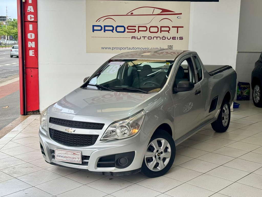 Chevrolet Montana Prata