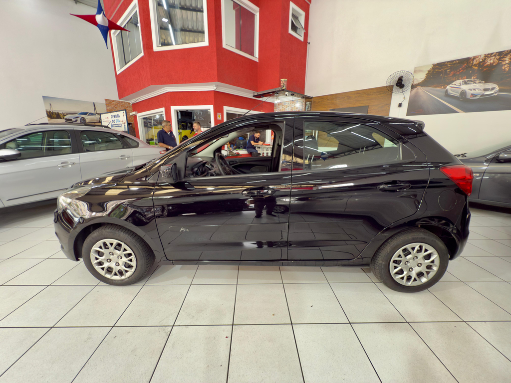 Ford Ka Preto
