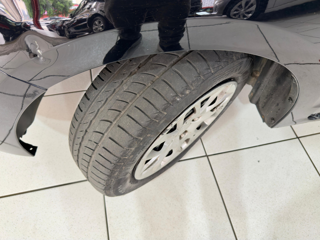 Ford Ka Preto