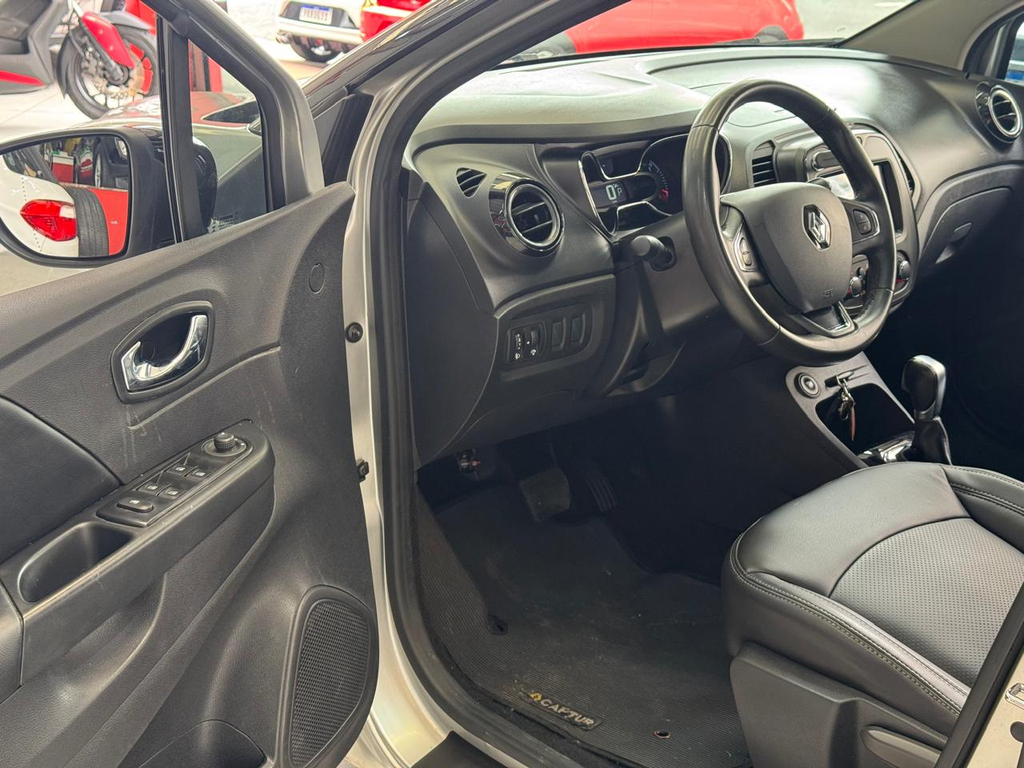 Renault Captur Prata