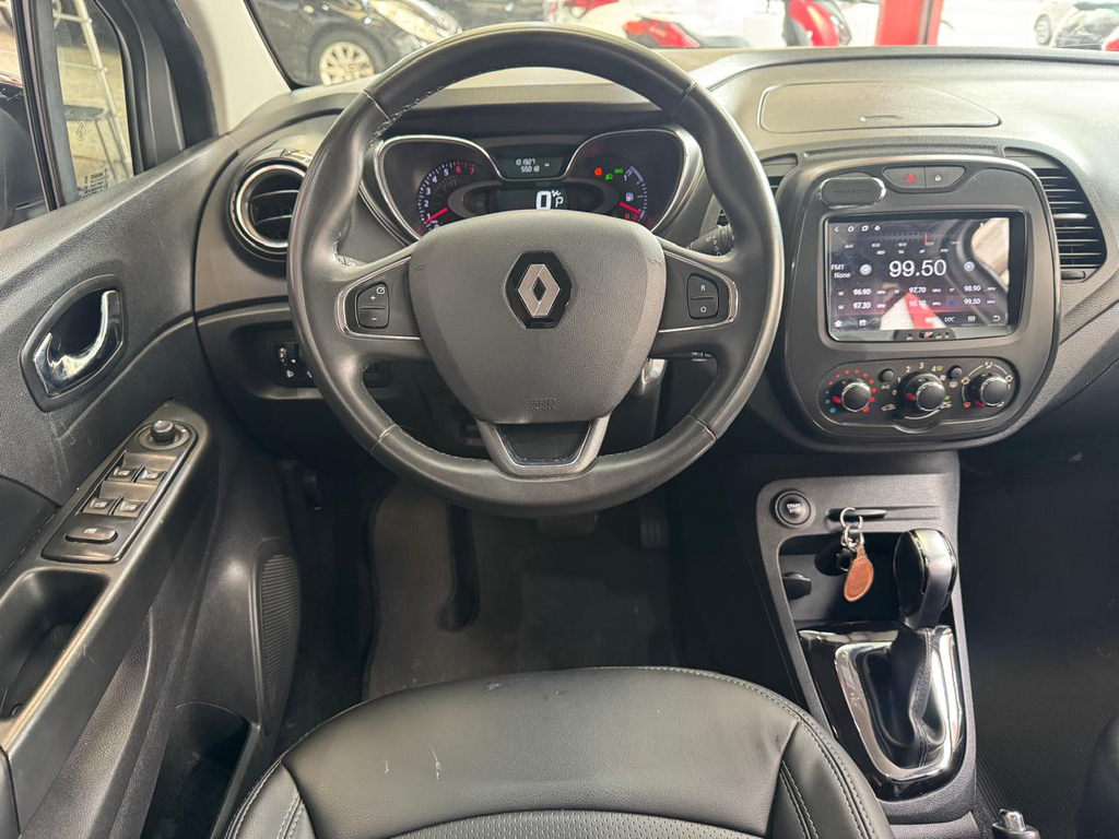 Renault Captur Prata