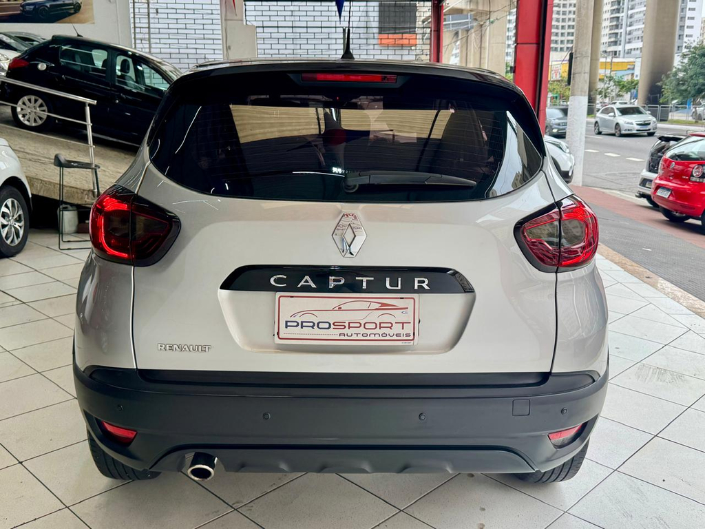 Renault Captur Prata