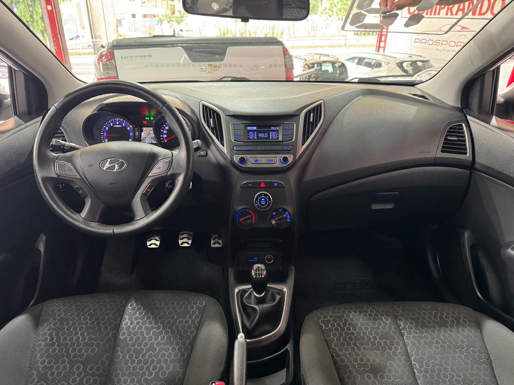 Hyundai HB20X Branco