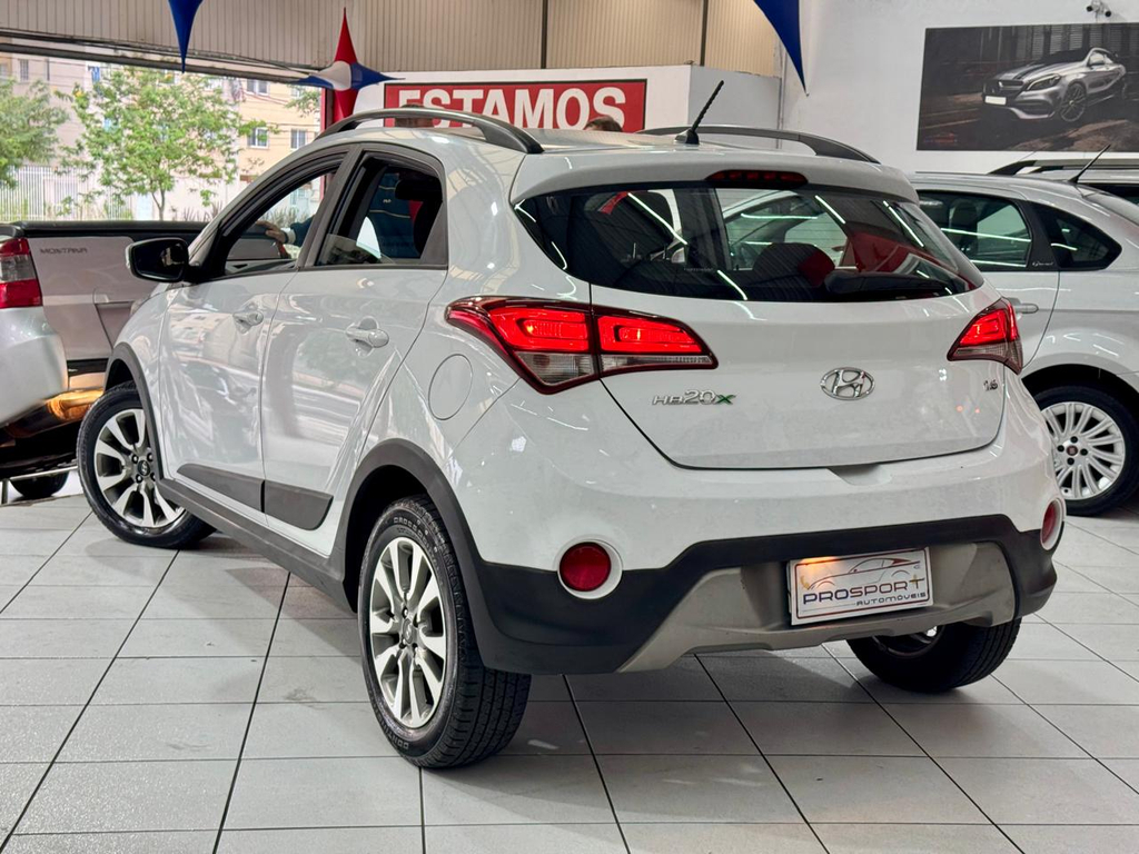 Hyundai HB20X Branco