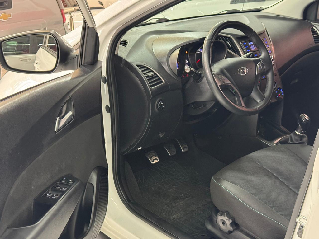 Hyundai HB20X Branco