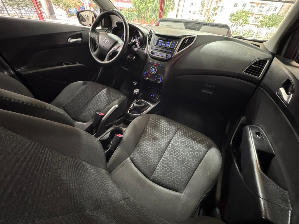 Hyundai HB20X Branco