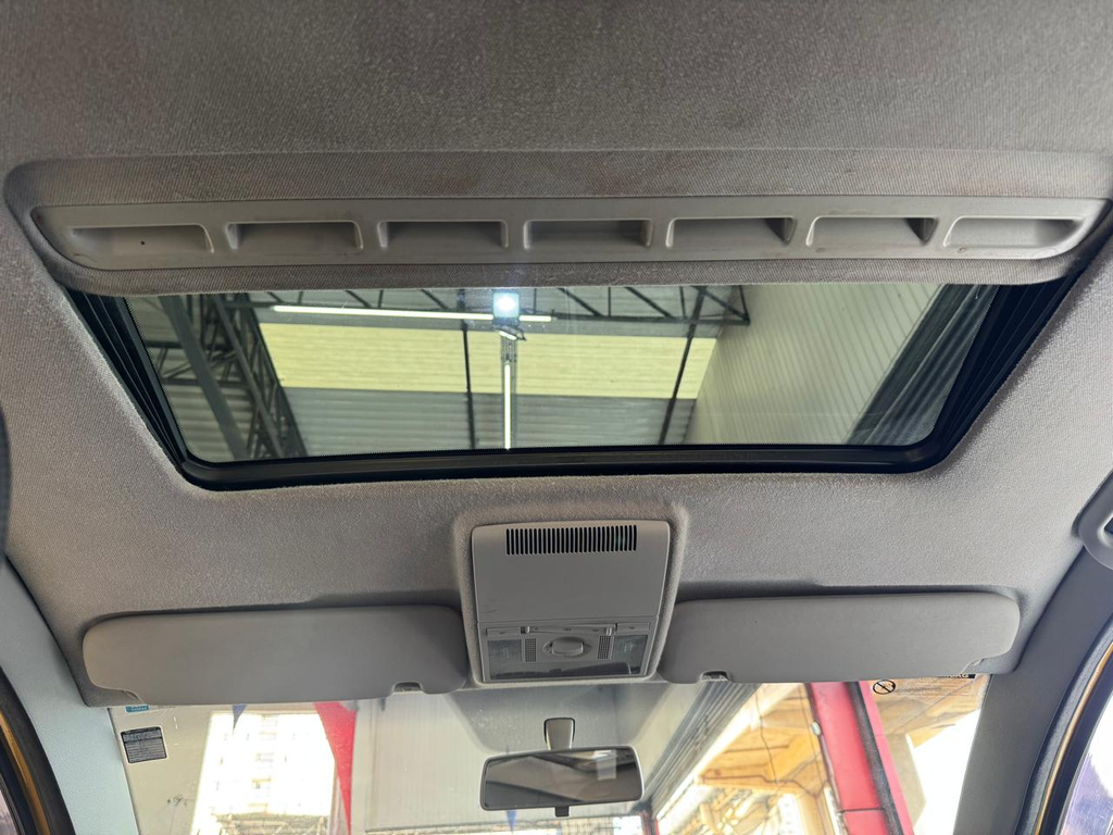 Volkswagen CrossFox Amarelo