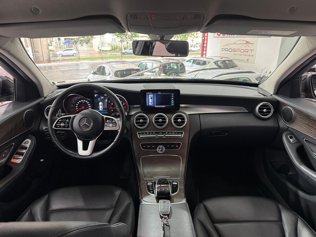 Mercedes Benz C-180 Preto