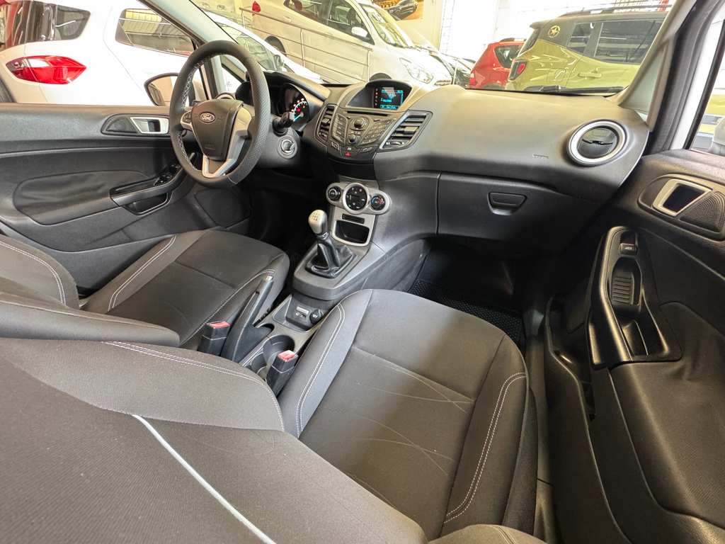 Ford New Fiesta Hatch Branco