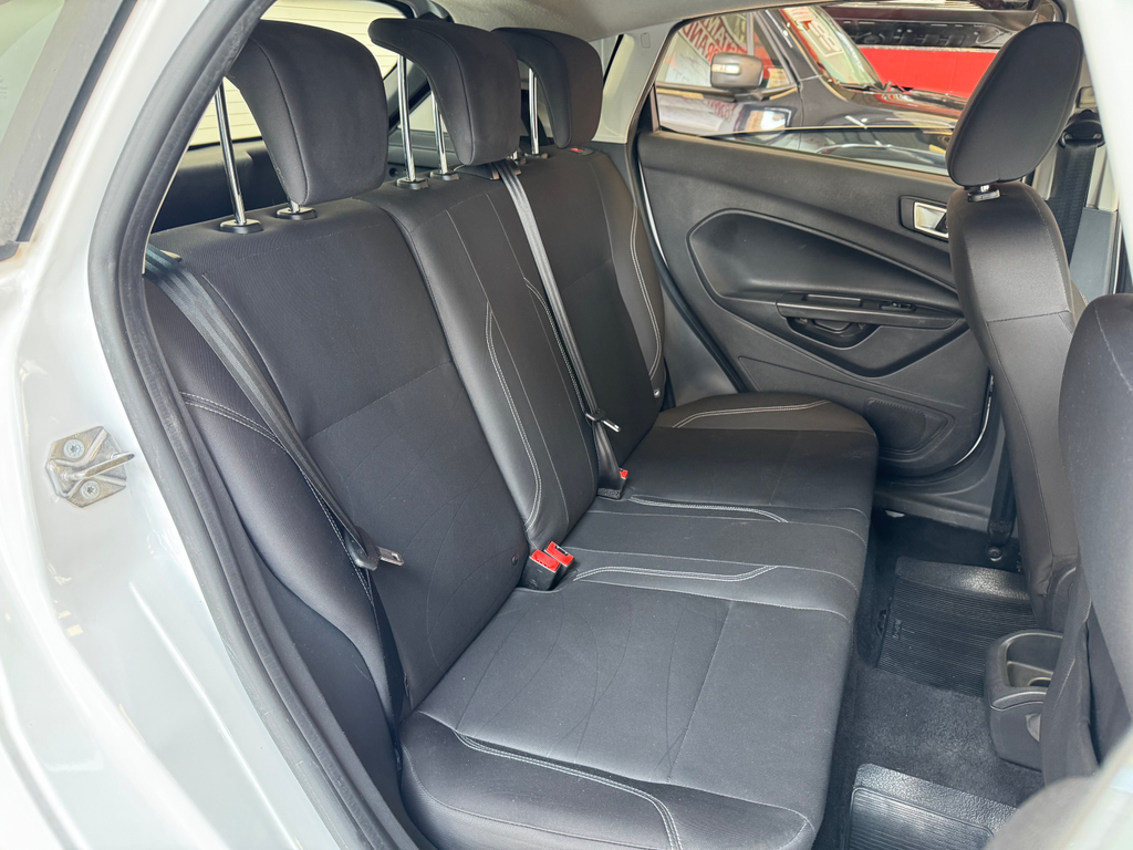 Ford New Fiesta Hatch Branco