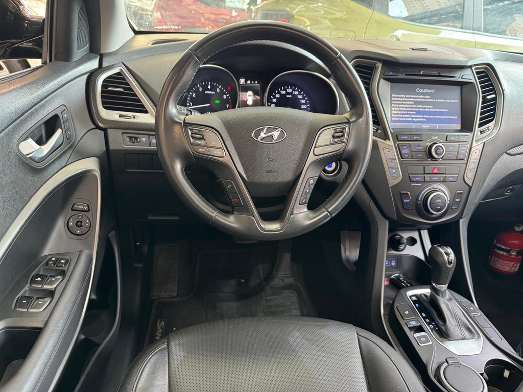 Hyundai Santa Fe Preto