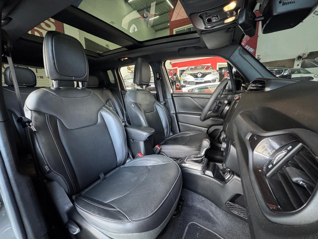 Jeep Renegade Cinza
