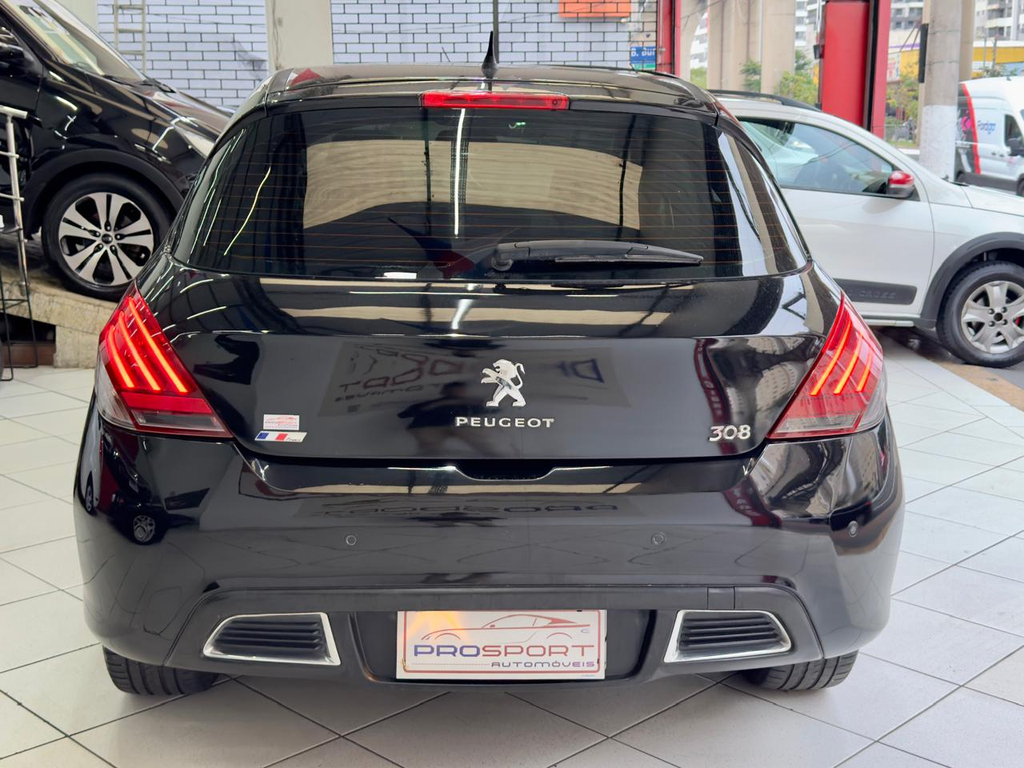 Peugeot 308 Preto
