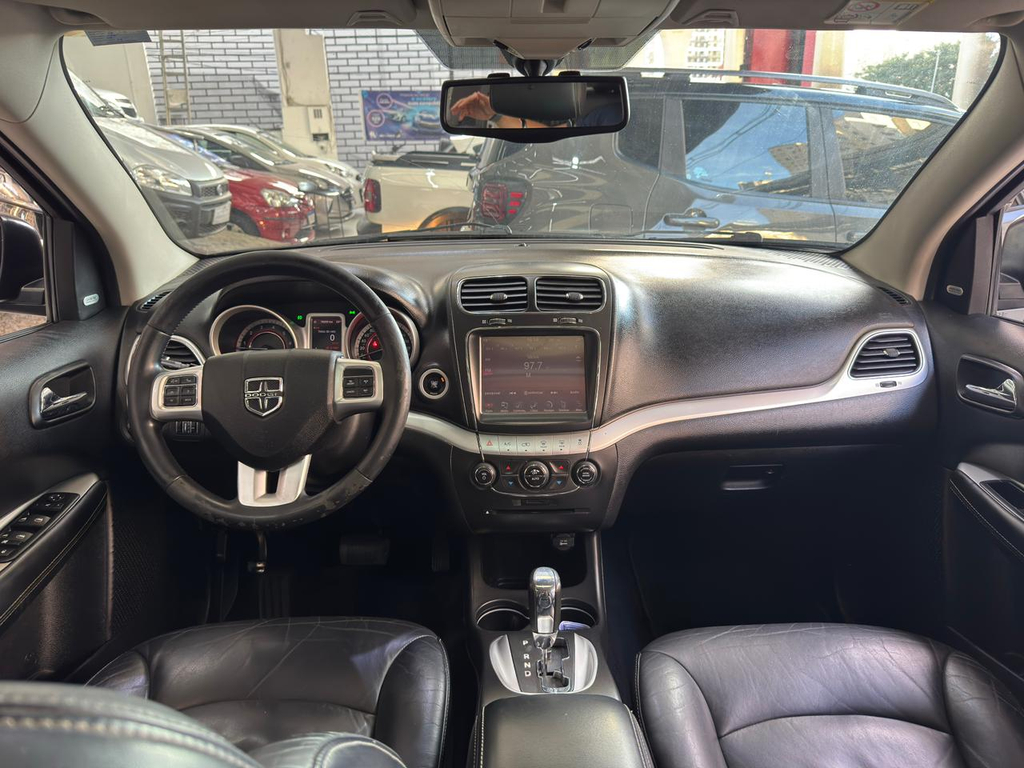 Dodge Journey Preto