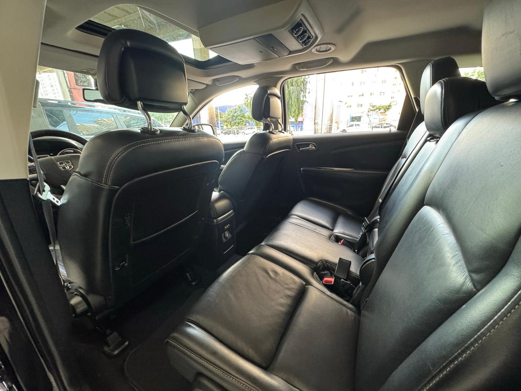 Dodge Journey Preto