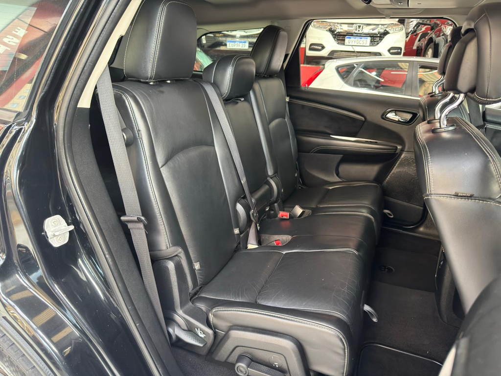 Dodge Journey Preto