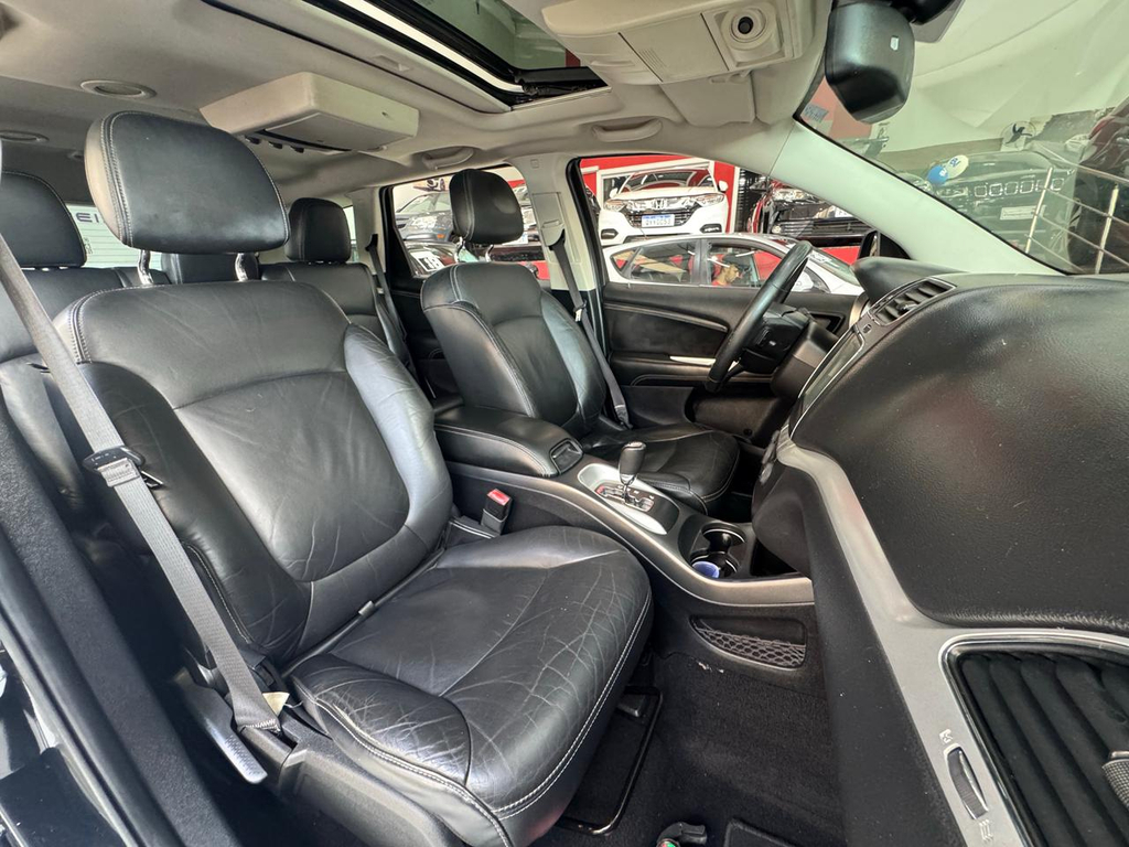Dodge Journey Preto