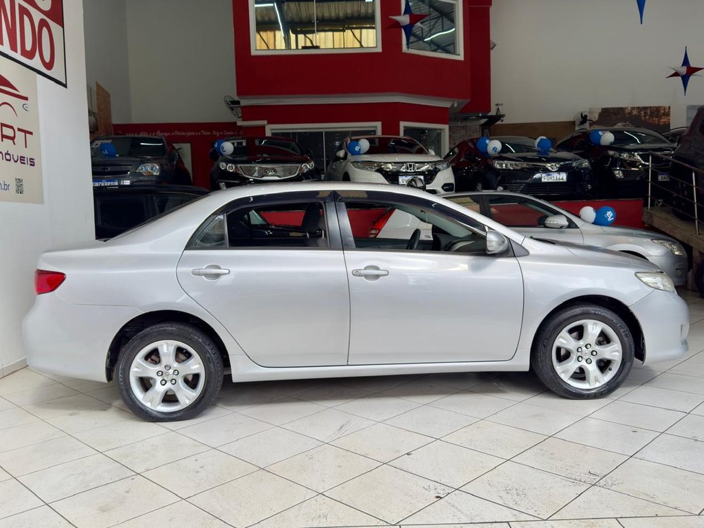 Toyota Corolla Prata