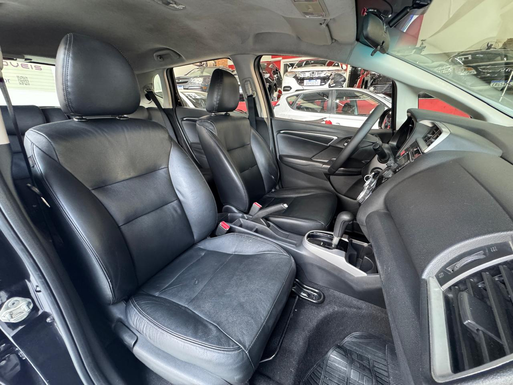Honda Fit Preto