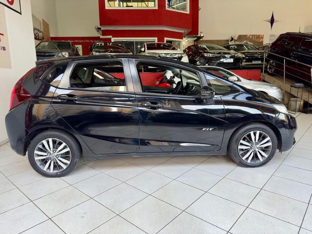 Honda Fit Preto