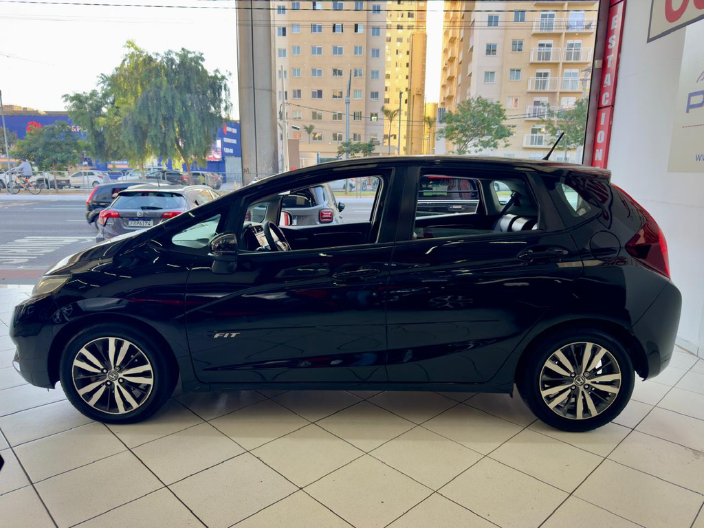 Honda Fit Preto