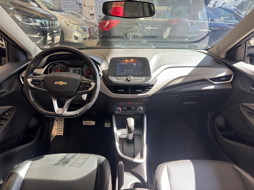 Chevrolet Onix Preto