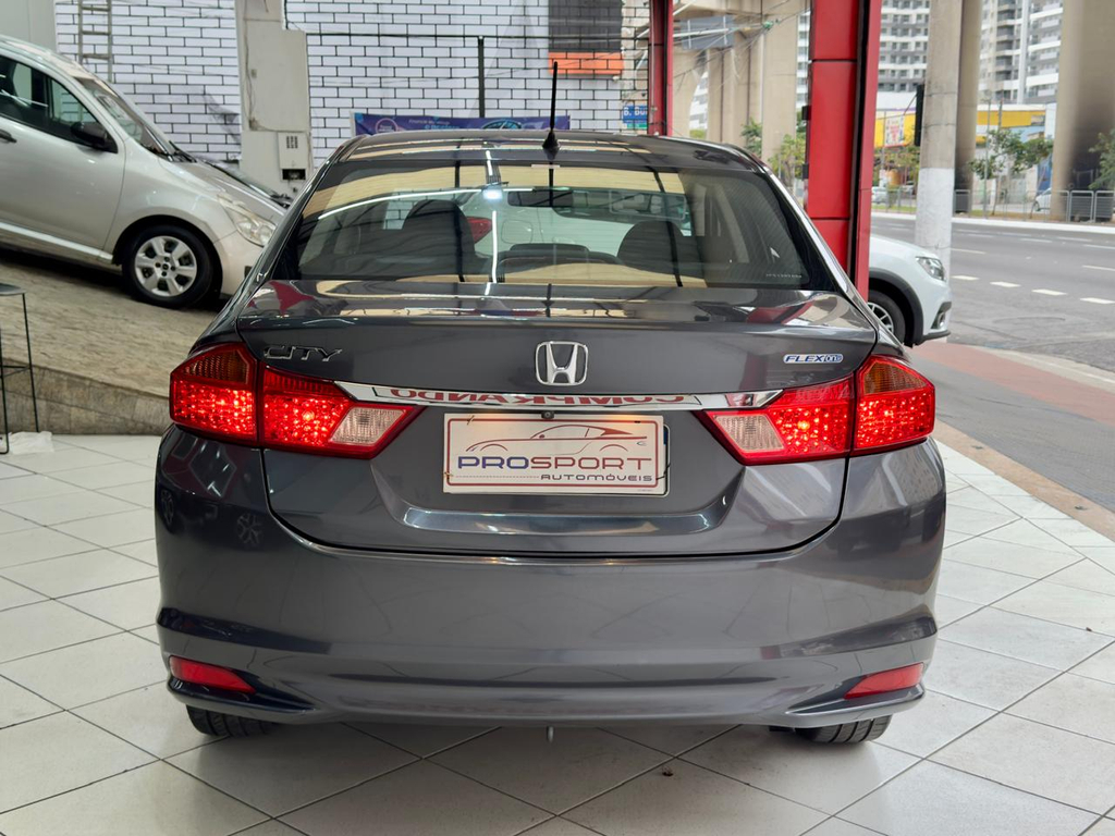 Honda City Cinza