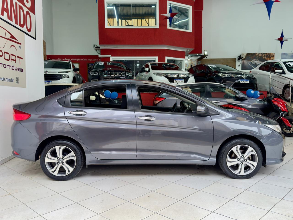 Honda City Cinza