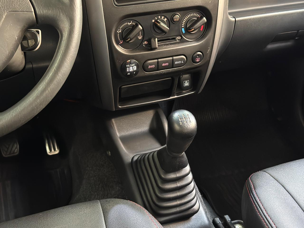 Suzuki Jimny Preto