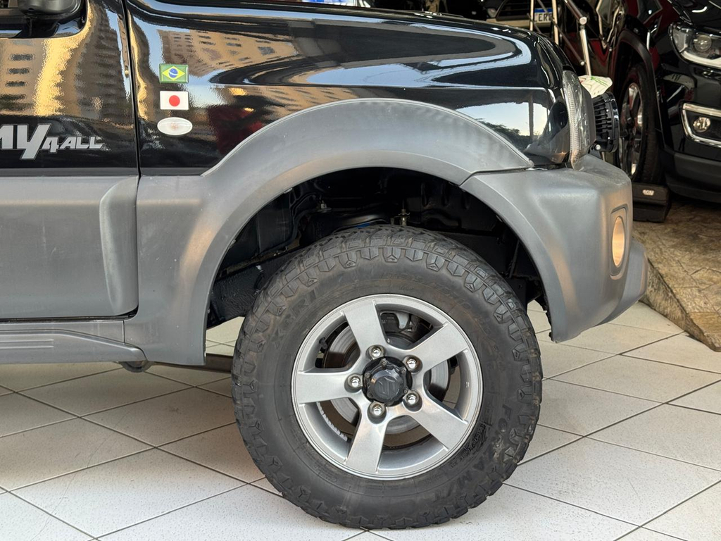 Suzuki Jimny Preto