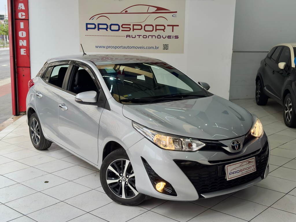 Toyota Yaris Prata
