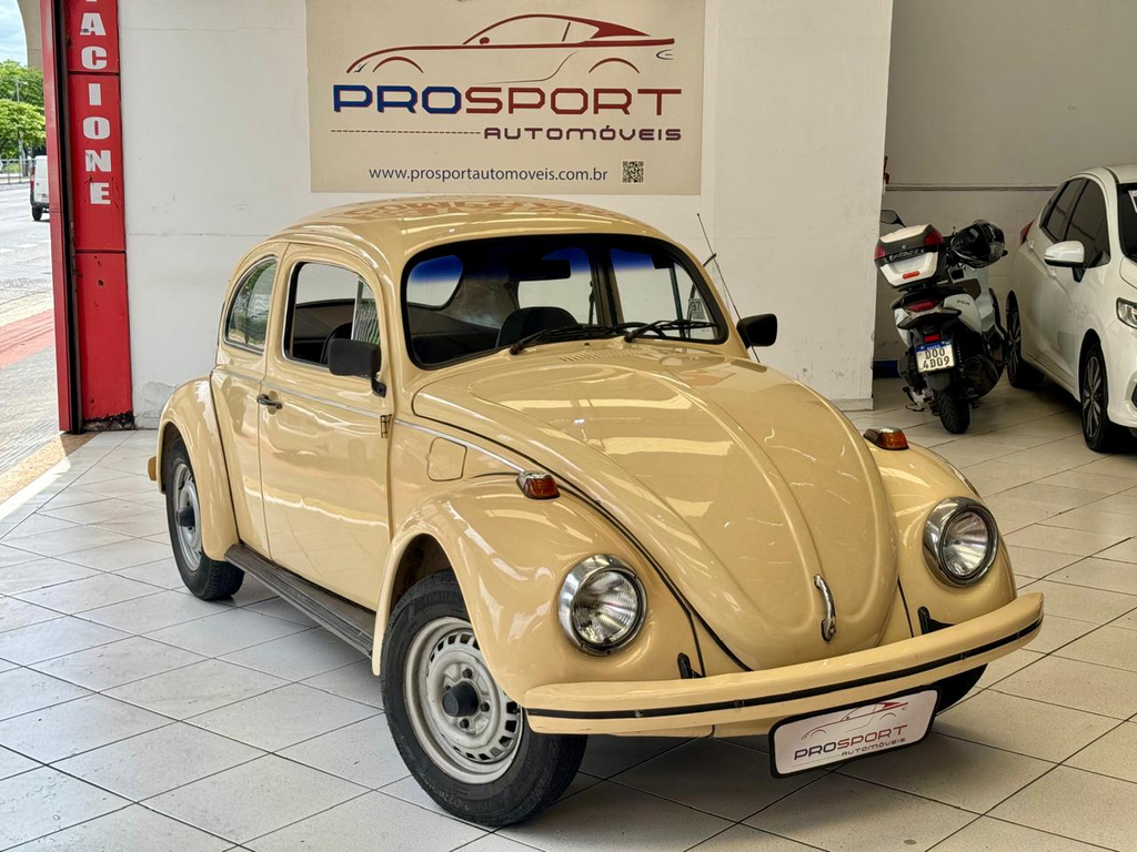 Volkswagen Fusca Amarelo