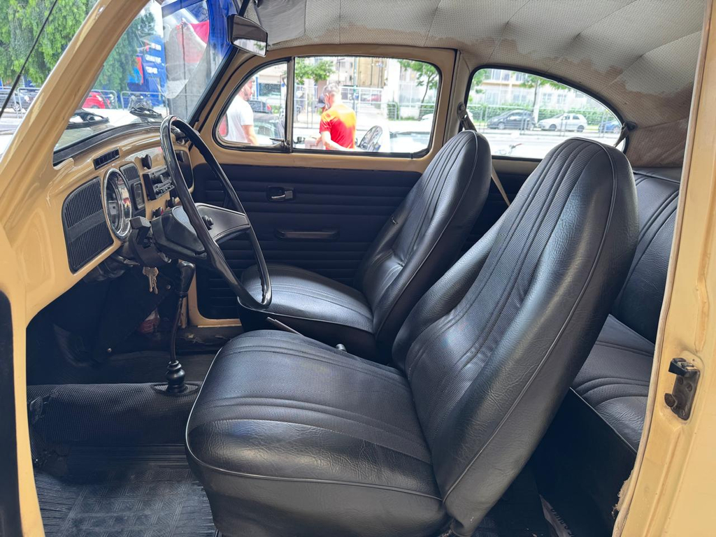 Volkswagen Fusca Amarelo
