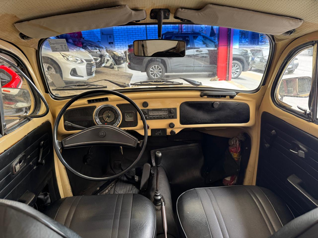 Volkswagen Fusca Amarelo