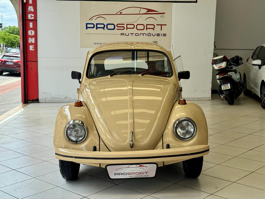 Volkswagen Fusca Amarelo